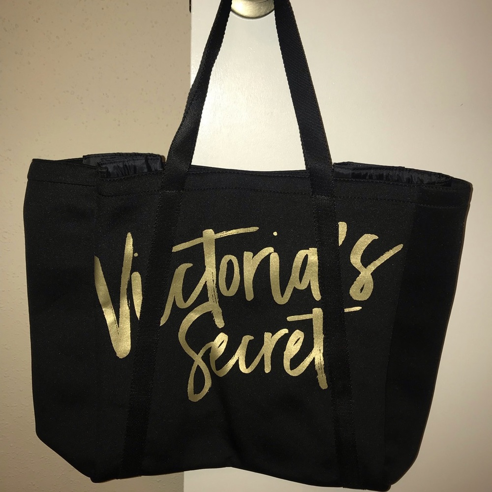 SOLD☀️NWOT VS Cooler Tote